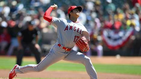 Los Angeles Angels of Anaheim  v Oakland Athletics