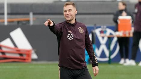 Kimmich spielt im DFB-Team wohl weiterhin im Mittelfeld