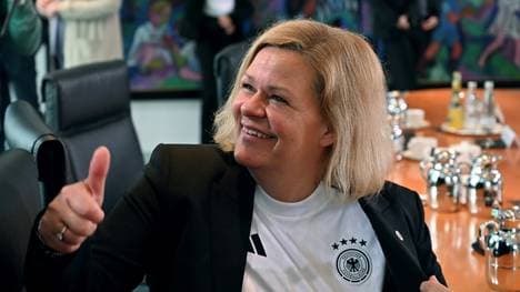 Nancy Faeser ordnet Grenzkontrollen während Olympia an