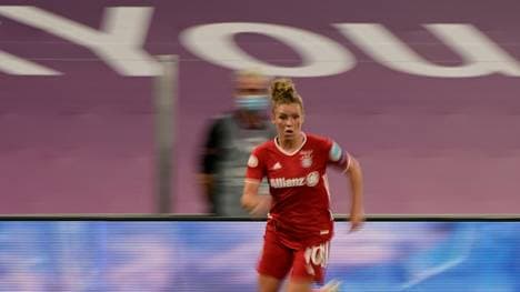 Linda Dallmann trifft beim 5:1 in Freiburg