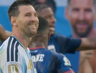 Im WM-Sechzehntelfinale zwischen Kap Verde und Argentinien stand auch das direkte Duell zwischen Superstar Lionel Messi und Torhüter Vozinha im Fokus.
