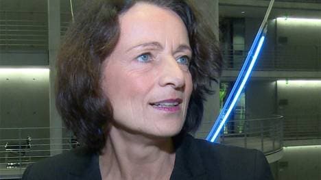 Freitag kritisiert fehlende Rücksichtnahme im Fußball