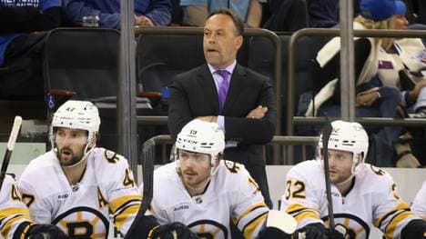 Marco Sturm auf der Bank der Boston Bruins