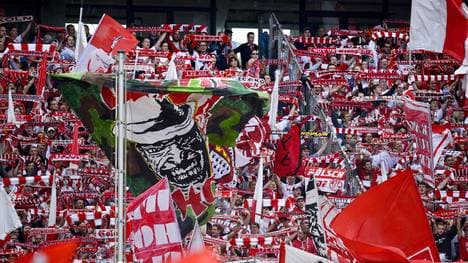 FBL-GER-BUNDESLIGA-KOELN-HAMBURG