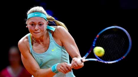 Carina Witthoeft steht in Stuttgart in der zweiten Runde
