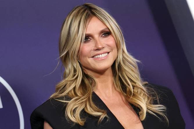 Klum moderiert WM-Auslosung