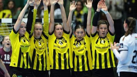 Borussia Dortmund verliert gegen Neptun Nantes.