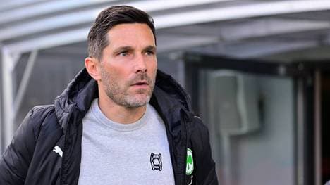 Stefan Leitl steht gegen Borussia Dortmund zum letzten Mal als Trainer von Greuther Fürth im heimischen Stadion an der Seitenlinie