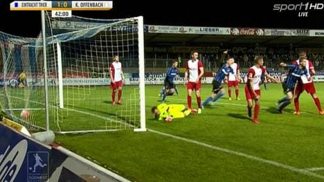 Christoph Buchner erzielt das 1:0 für Eintracht Trier gegen Kickers Offenbach