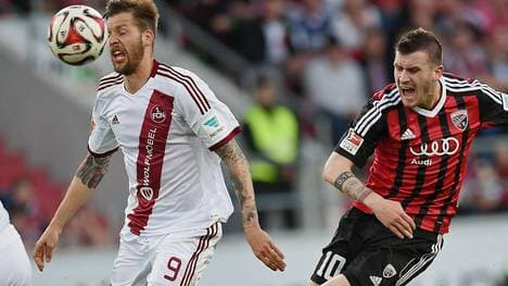 Topscorer Pascal Groß kam mit Ingolstadt nur zu einem Remis gegen Guido Burgstallers Nürnberger