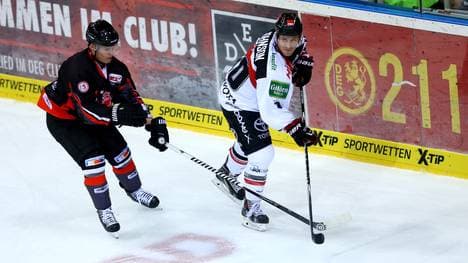 Fällt mehrere Monate aus: Jakub Ficenec (l.)