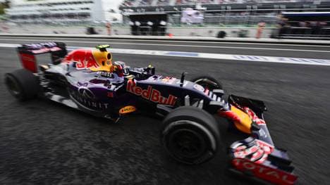 AUTO-PRIX-F1-MEX-PRACTICE-KVYAT