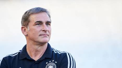 Stefan Kuntz wird für sein vorbildliches und sportliches Verhalten ausgezeichnet