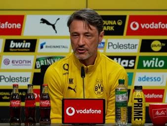 Auf der Pressekonferenz äußert sich Niko Kovac zu einem möglichen Revierderby, das drohen könnte, wenn Schalke den Aufstieg in die erste Bundesliga schafft. 