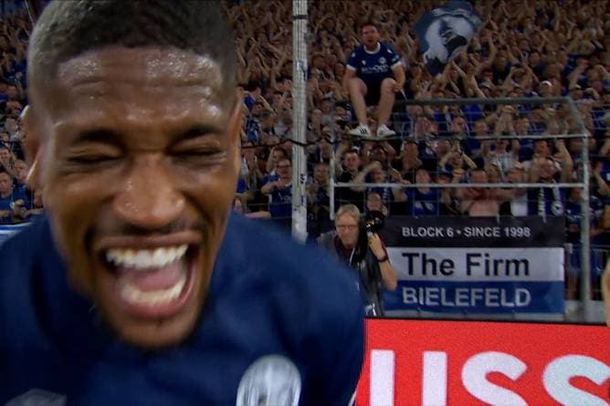 In der 90.+3 nimmt der Wahnsinn wieder seinen Lauft