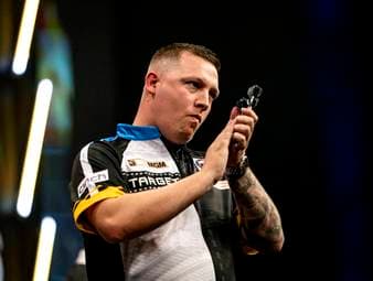 "Stumm gestellt": Darts-Star kontert Zweiflern