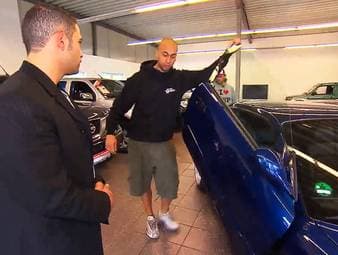 Die PS Profis Jean Pierre und Sidney helfen dieses Mal Zuschauerkandidat Christopher. Der Bochumer Student träumt von einem sportlichen 3er BMW. Sein Budget: 7000 Euro maximal. Unter 150 PS geht gar nichts. Sidney und Jean Pierre machen sich auf die Suche nach geeigneten Kandidaten und checken Modelle aus den Baureihen E36 und E46. Höhepunkt ist dabei ein Tuning-Unikat mit Flügeltüren und einer M3 Front.