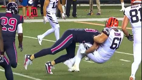 J.J. Watt von den Houston Texans sicherte mit diesem fiesen Hit den Sieg gegen die Cincinnati Bengals