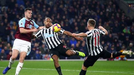 Burnley FC v Newcastle United - Premier League