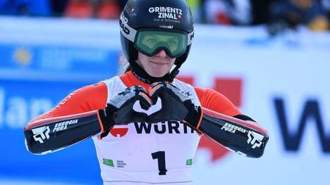 Camille Rast widmet ihren Sieg den Opfern der Brandkatastrophe von Crans-Montana