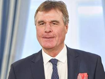 Kritik an Rückkehr russischer Sportler