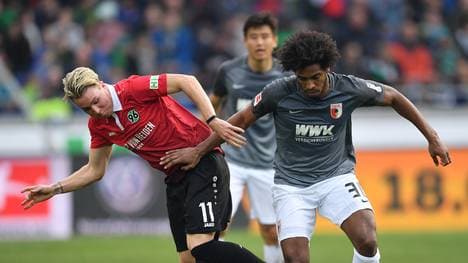 Hannover 96 v FC Augsburg - Bundesliga