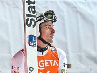 Anzug erneut zu lang: Tournee-Springer wird gesperrt!