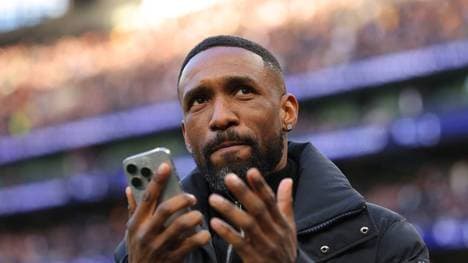 Jermain Defoe ist nicht mehr Trainer des FC Woking