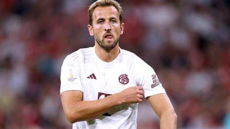 Harry Kane trug beim Supercup erstmals das Trikot des FC Bayern