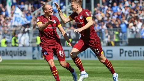 Marius Bülter traf dreifach in Darmstadt