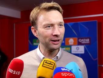 Simon Rolfes äußert sich zum Sieg von Bayer Leverkusen gegen Villarreal und spricht über die möglichen Gegner der Rheinländer in der Champions League.