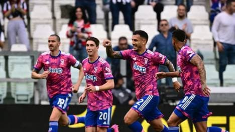 Juventus Turin springt auf Rang zwei