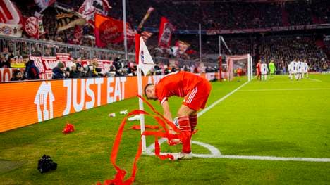 Joshua Kimmich beim Eckball