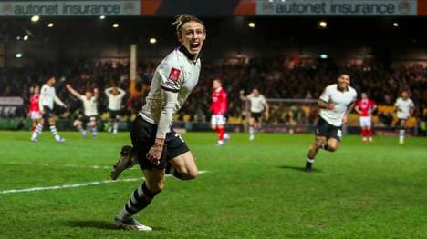 Ben Waine bejubelt seinen entscheidenden Treffer