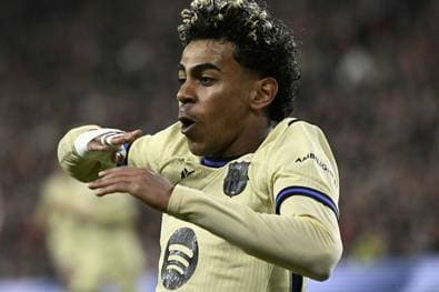 Yamal lässt Flick erneut jubeln