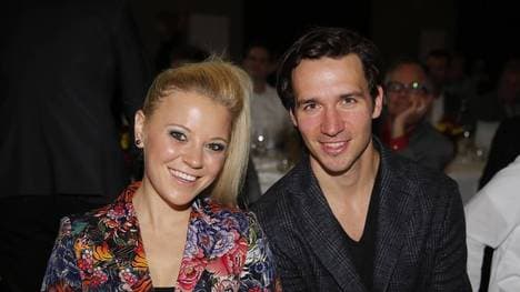 Die Neureuther-Familie freut sich über den dritten Zuwachs