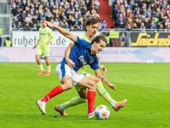 Berlin setzt Siegesserie fort