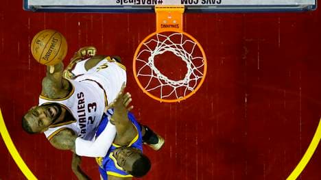 2015 NBA Finals - Game Six