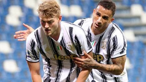 Danilo (r.) spielt seit 2019 bei Juventus Turin