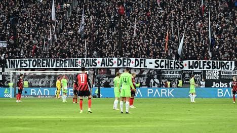 Die Frankfurt-Fans pesten gegen den VfL Wolfsburg