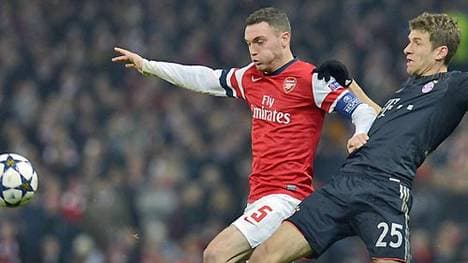 Thomas Vermaelen (l.) hier im Duell mit Thomas Müller, spielte seit 2009 für den FC Arsenal