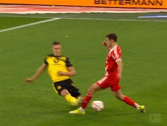 Nico Schlotterbeck sah nach einem Foulspiel im Topspiel gegen den FC Bayern München die gelbe Karte. Im Doppelpass wird über die Szene diskutiert.