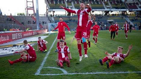 Der 1. FC Kaiserslautern fügte dem KSC die erste Liga-Niederlage seit zwölf Spielen zu