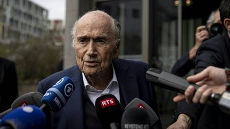 Blatter findet deutliche Worte