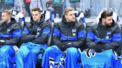 Arne Maier (2.v.r.) ist mit seiner Rolle bei Hertha unzufrieden