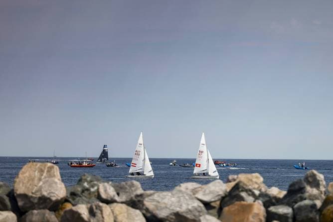 Flaute stoppt Kieler Woche