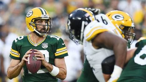 Aaron Rodgers stand erstmals seit einem knappen Jahr wieder im heimischen Stadion auf dem Feld