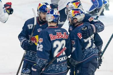 München wehrt ersten Matchpuck ab