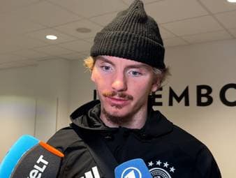 Nick Woltemade konnte mit einem Doppelpack im Spiel gegen Luxemburg glänzen. Der Stürmer verrät, ob er selbst Druck verspürt als Tore-Macher der DFB-Elf. 