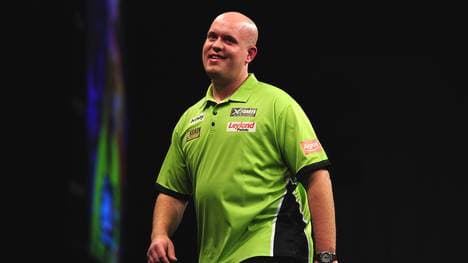 Michael van Gerwen schlug Devon Petersen